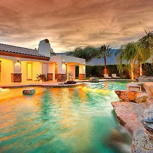 Exclusive, Upscale Estate With 5-star Amenities Palm Springs